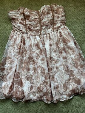Venus strapless dress